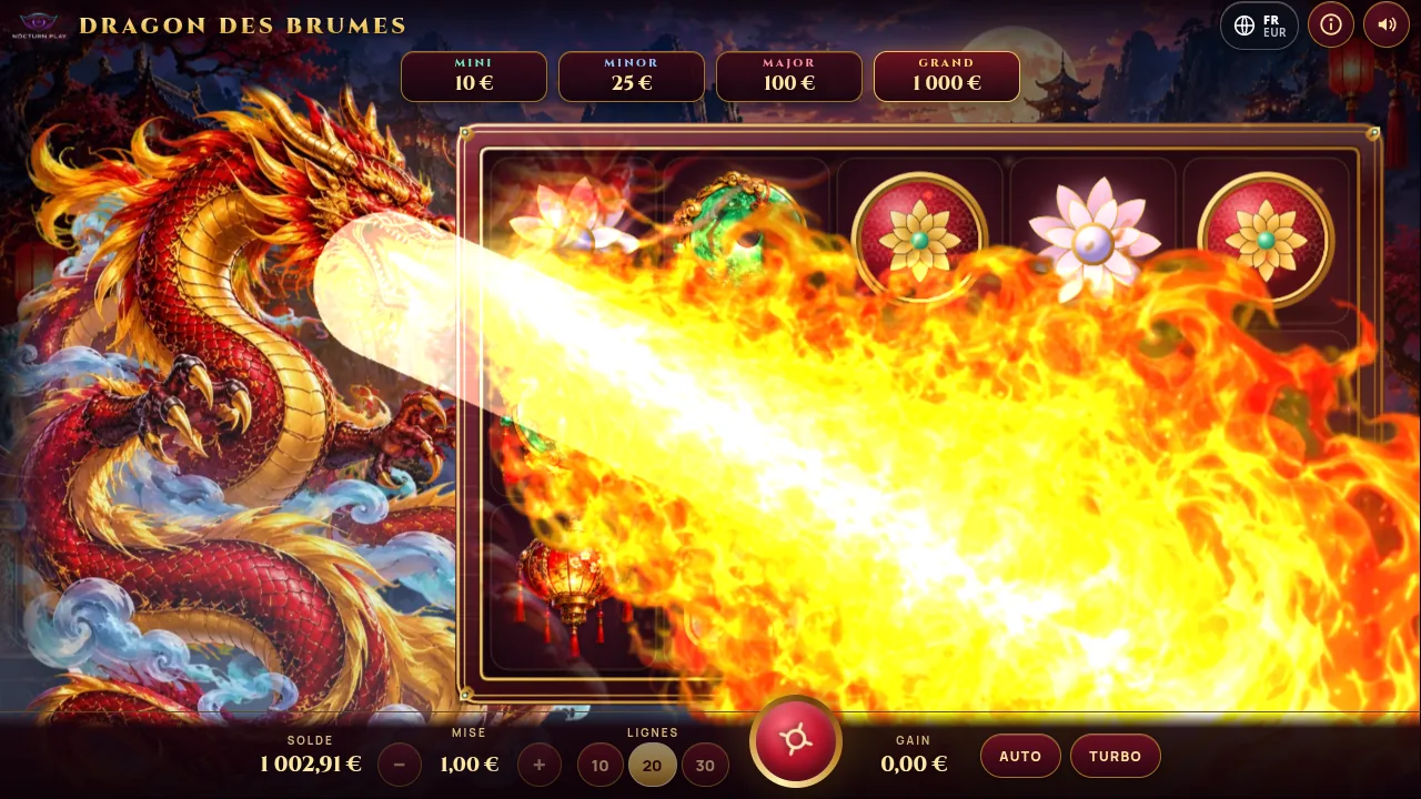 Il drago di Mist Dragon sputa fuoco attraverso i rulli